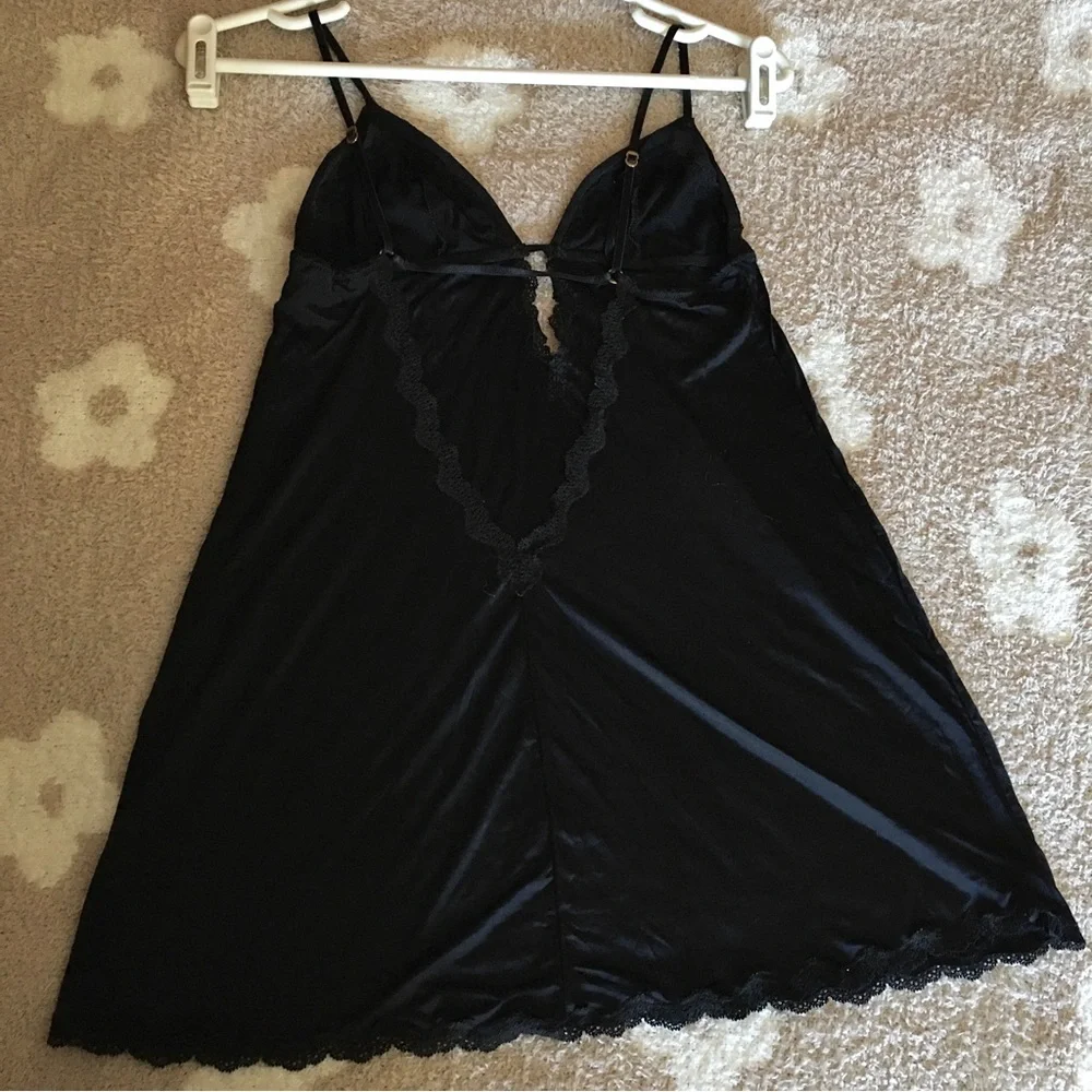 Victoria’s Secret - Very Sexy Babydoll Lace Trim Satin Slip NWOT (M) - Picture 7 of 13